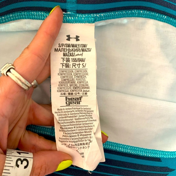 Under Armour Heatgear Workout Shorts - Picture 5 of 6